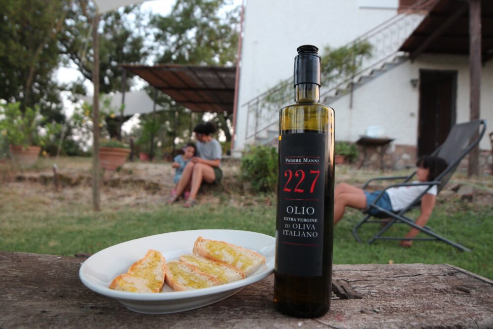 Bruschetta con Olio 227 al Podere Manni